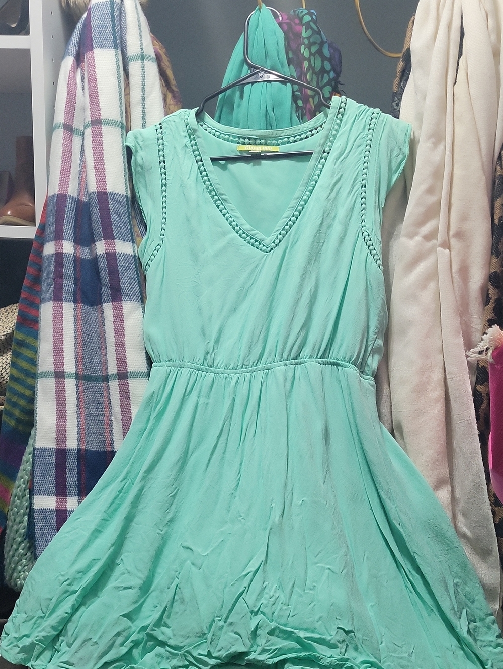 Sleeveless V-Neck Mint Green Dress